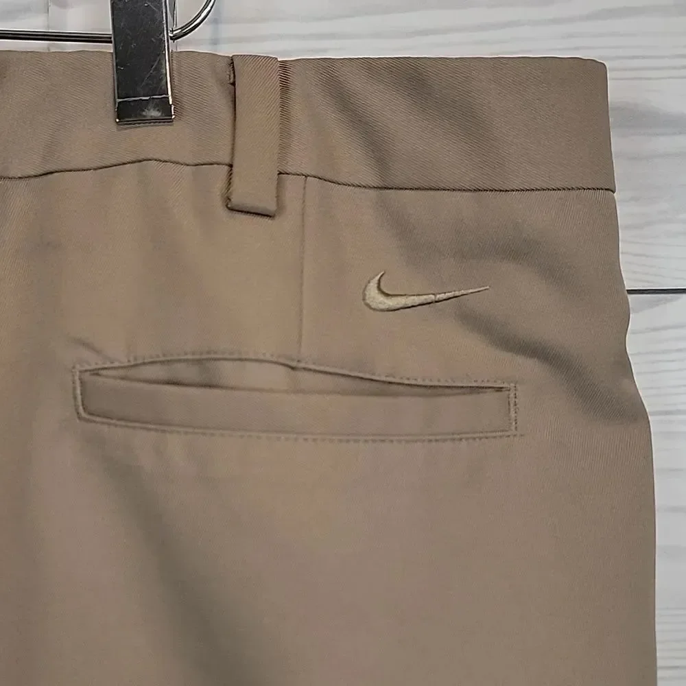 Nike Golf Men's Flat Front Shorts - Tan Size 40